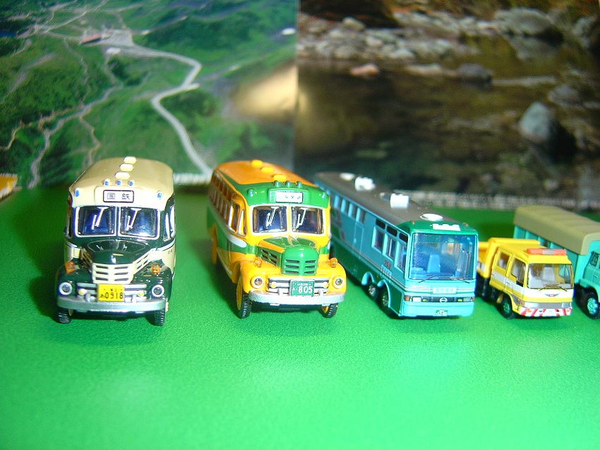 POKO的異想世界Targa TACCAR 昭和點點滴滴的回憶巴士タッカー昭和おもひでバス第1 ＆ 第2彈