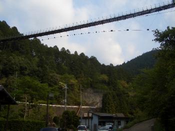 日本最長の吊り床板吊橋